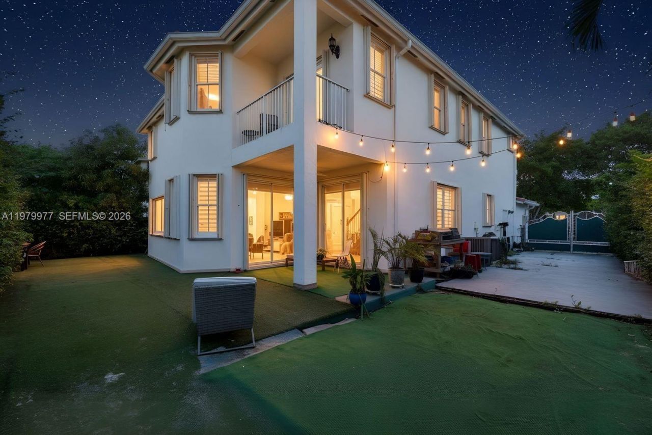 9491 NW 45th St , Doral, FL 33178 Photo