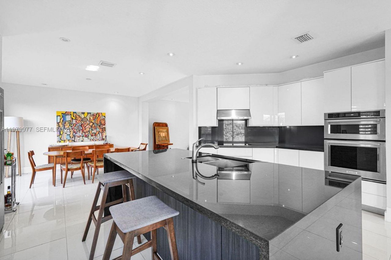 9491 NW 45th St , Doral, FL 33178 Photo