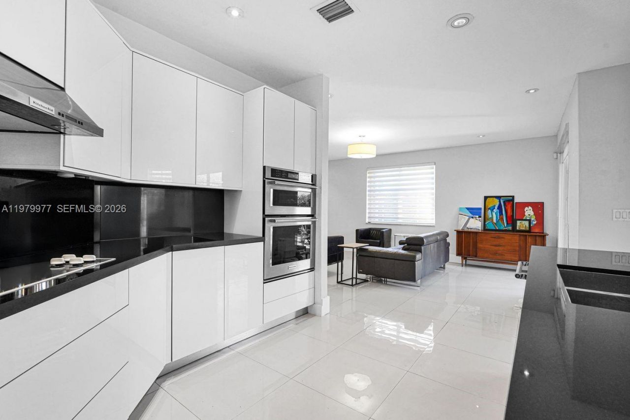 9491 NW 45th St , Doral, FL 33178 Photo