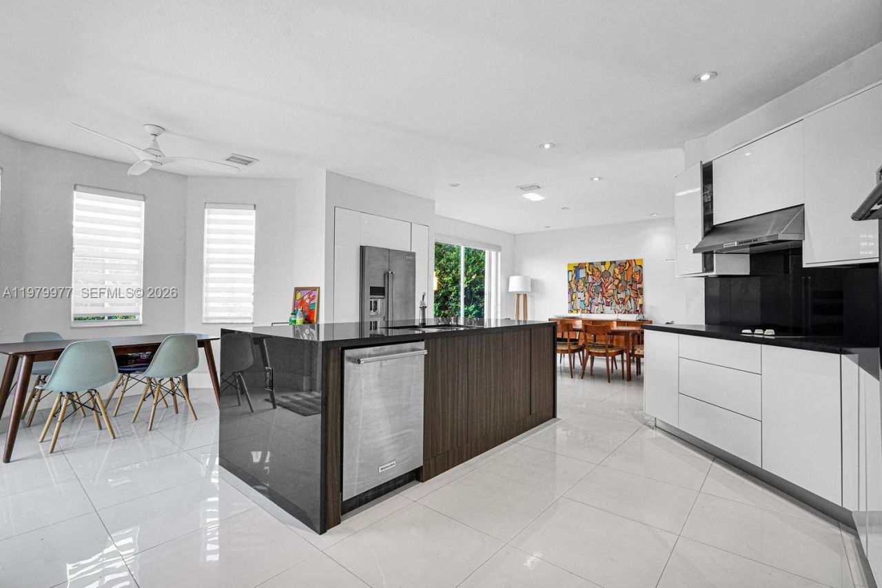 9491 NW 45th St , Doral, FL 33178 Photo