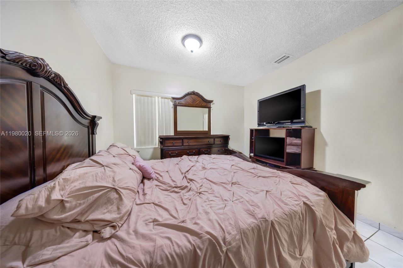 287 NW 31st St , Miami, FL 33127 Photo