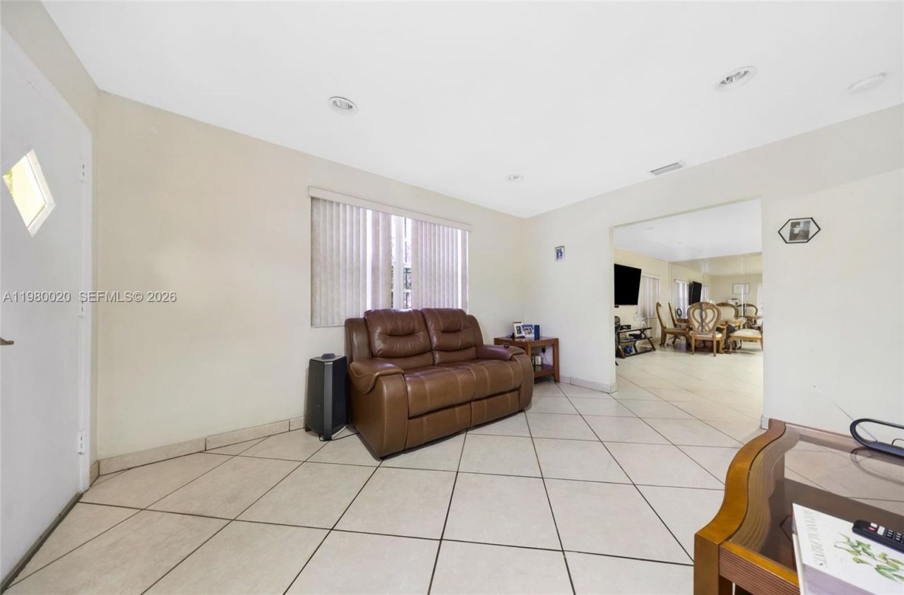 287 NW 31st St , Miami, FL 33127 Photo
