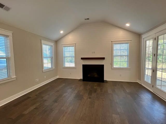 710 Spark Street Photo 14