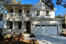 710 Spark Street photo 4