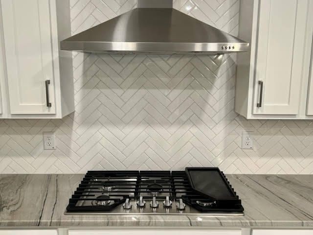 710 Spark Street Photo 9