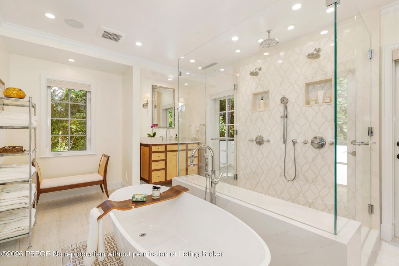 111 Seagate Road, Palm Beach, FL 33480 Photo