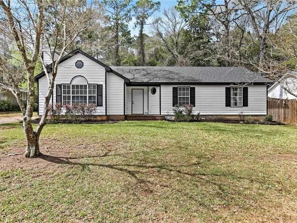 109 Meadow Wood Drive, Daphne, AL 36526