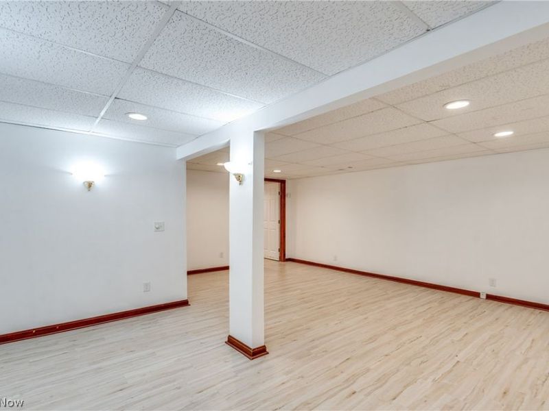 6814 Skylane Street NW, North Canton, OH 44720 Photo 27