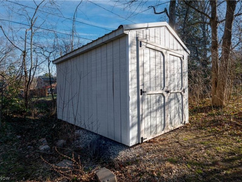 1210 Lennox Avenue NE, Massillon, OH 44646 Photo 27