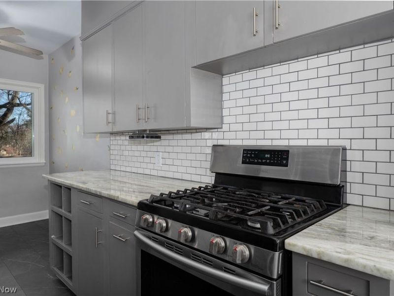 1210 Lennox Avenue NE, Massillon, OH 44646 Photo 3