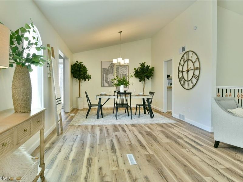 6152 Southern Hills Court , Canfield, OH 44406 Photo 12