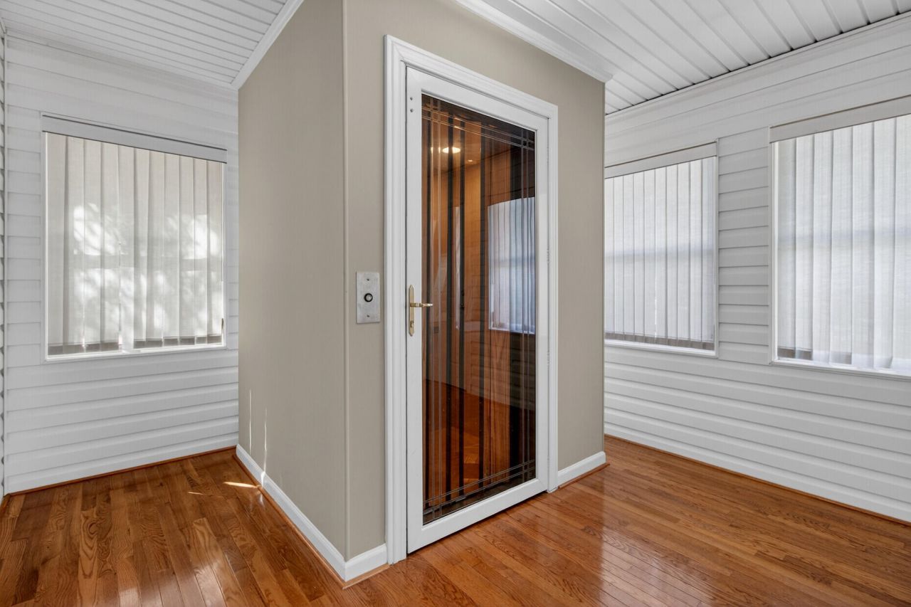 100 Hazel Drive Photo 21