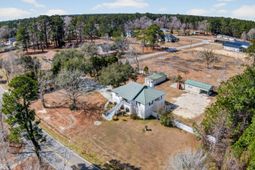 100 Hazel Drive photo 4