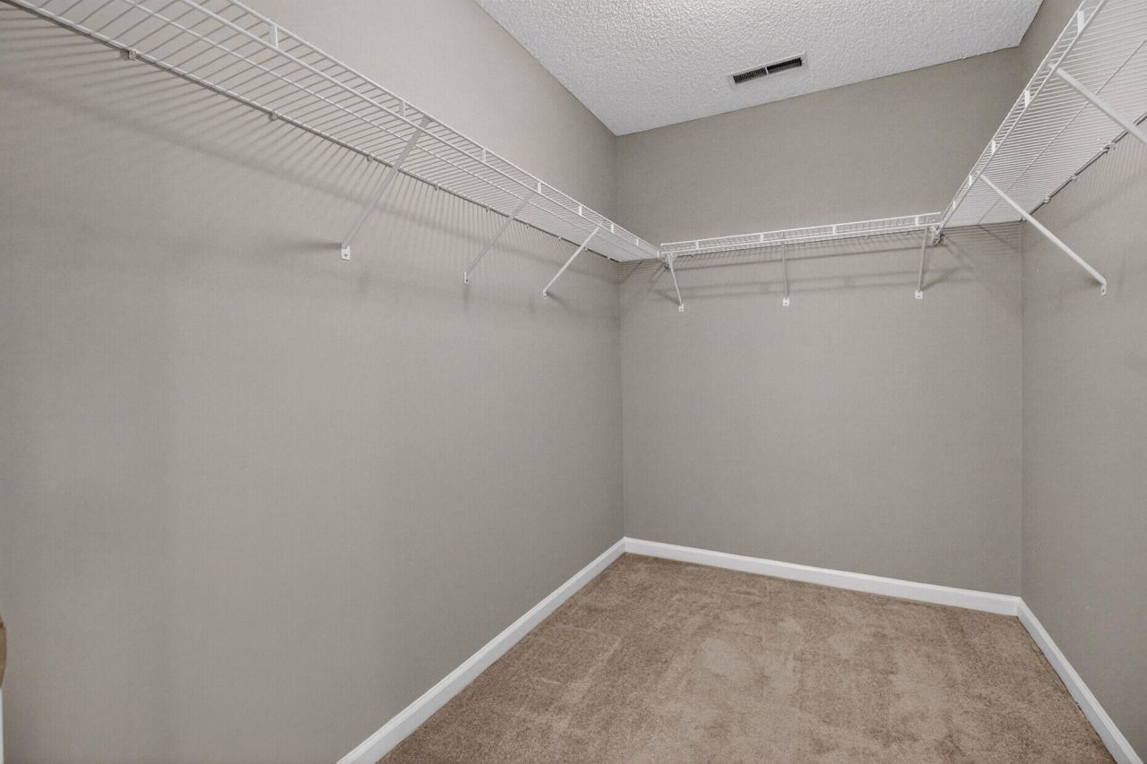 100 Hazel Drive Photo 30