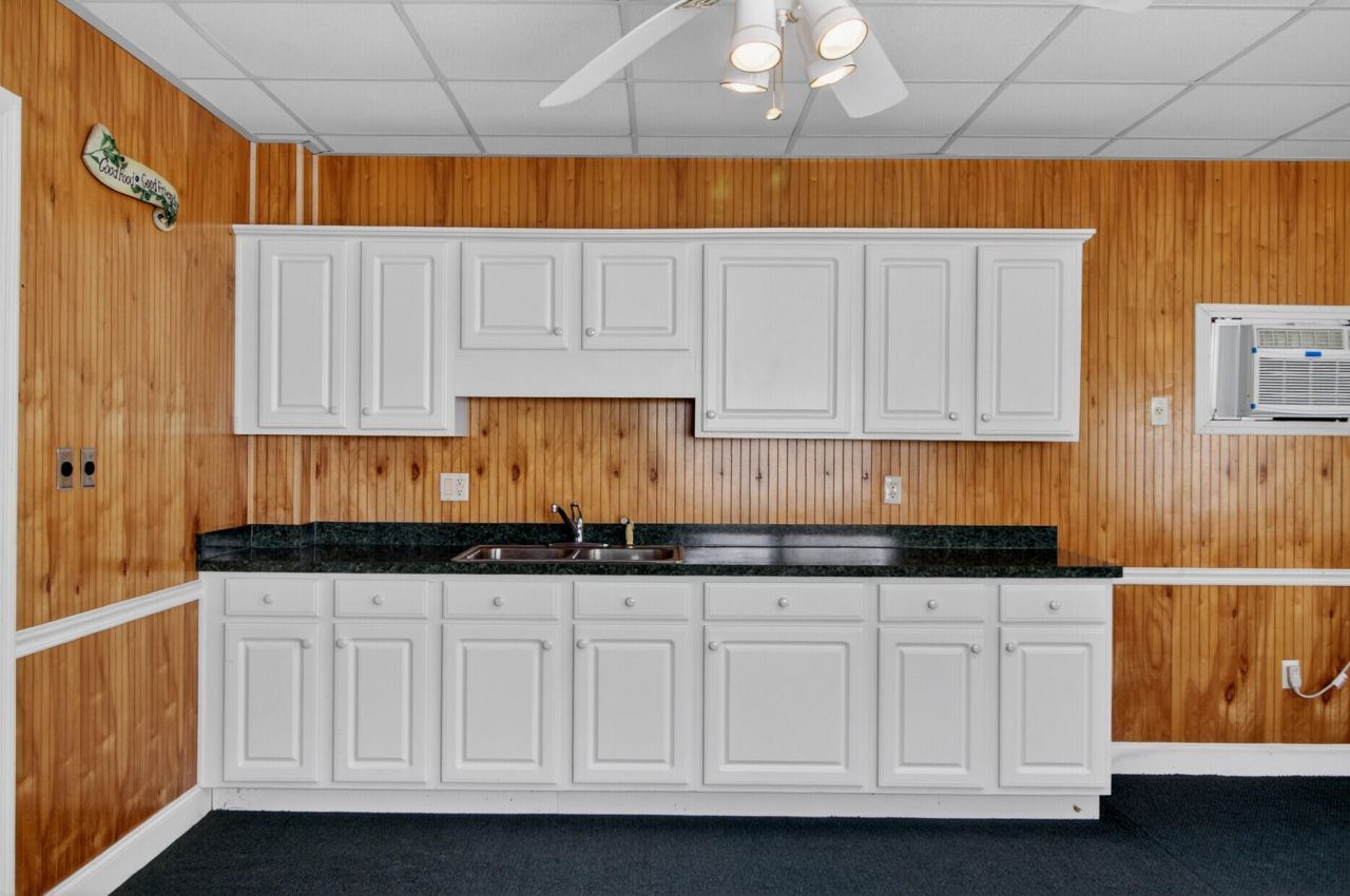 100 Hazel Drive Photo 51