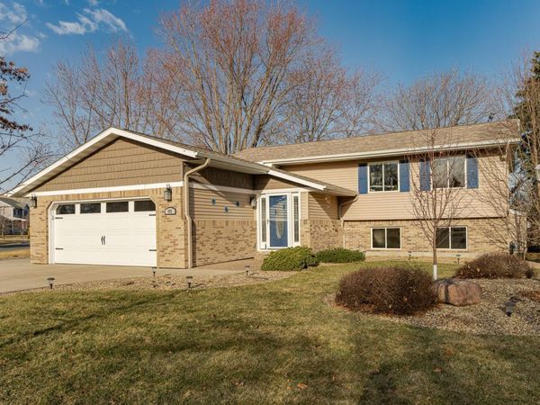 603 11th Avenue NW, Dodge Center, MN 55927