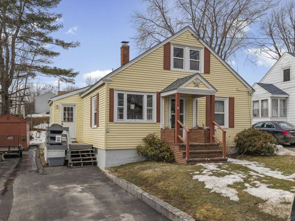28 Hallowell Street, Winslow, ME 04901