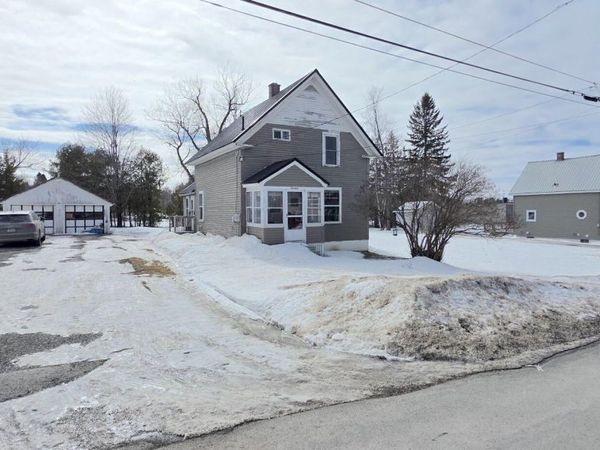 14 Pleasant Street, Presque Isle, ME 04769