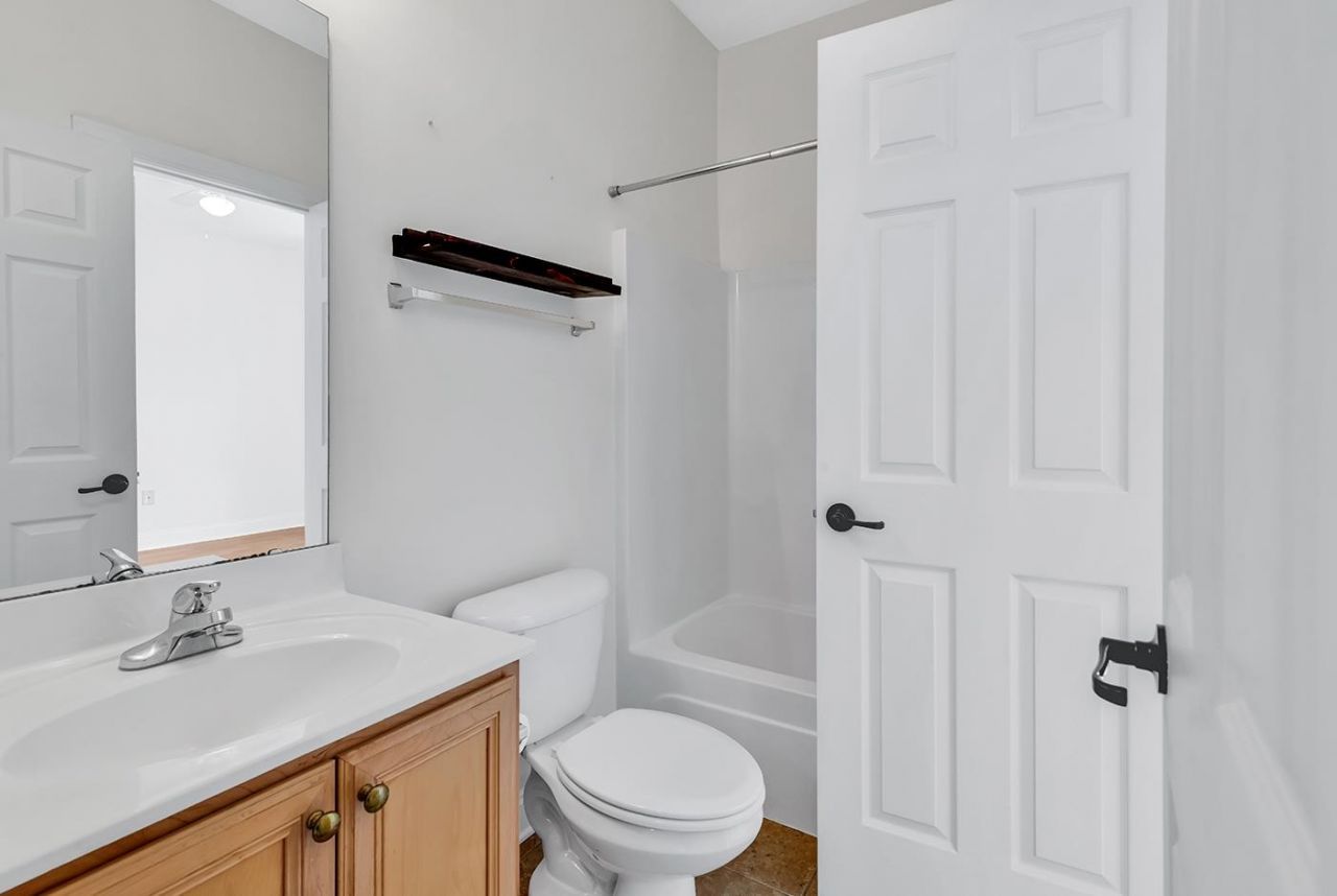 2061 Silvercrest Dr.  Photo 19