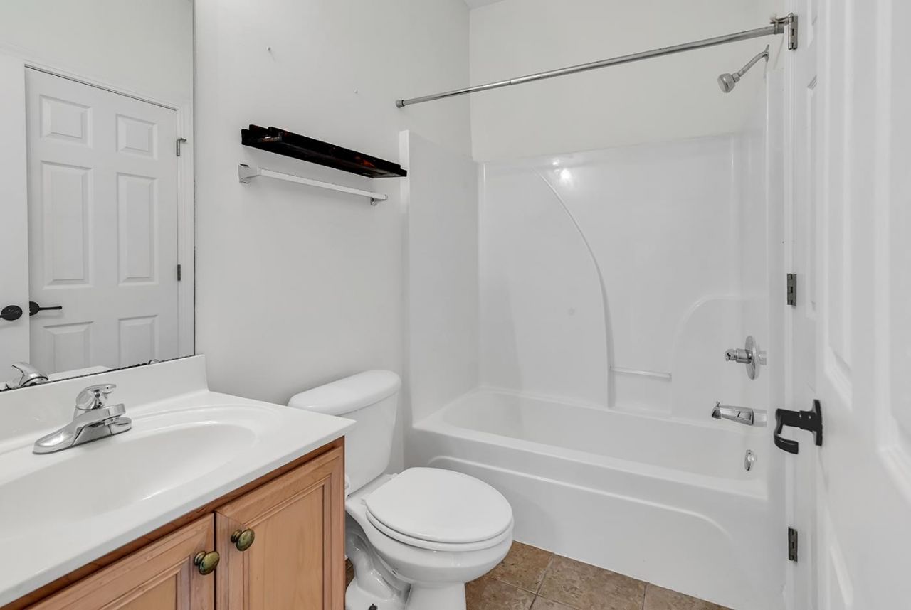 2061 Silvercrest Dr.  Photo 20