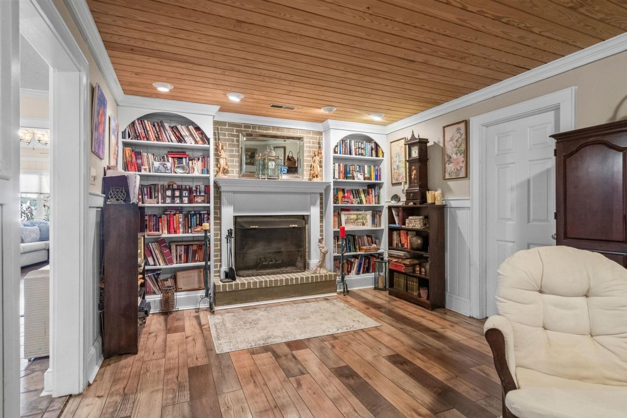 159 Brookgate Dr.  Photo 12