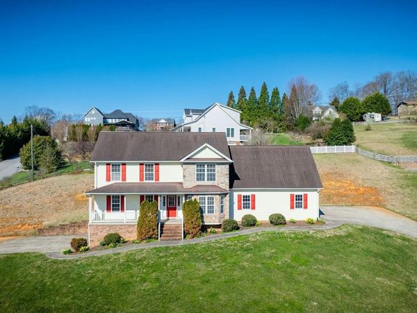 137 Austin Ridge Court, Gray, TN 37615