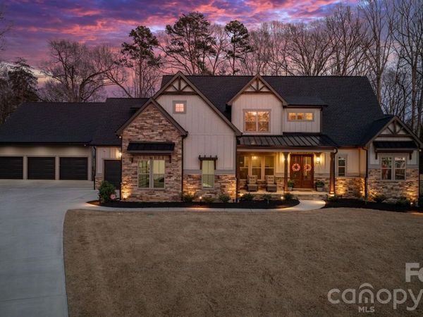 7269 Savannah Court, Denver, NC 28037