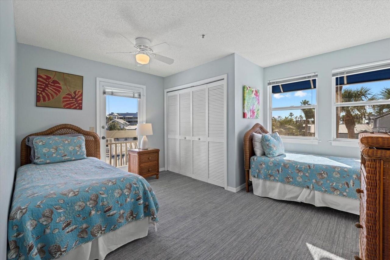 1275 Siesta Bayside Drive, Unit 1275, Sarasota, FL 34242 Photo