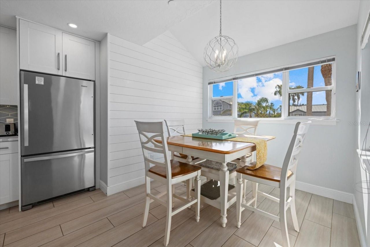 1275 Siesta Bayside Drive, Unit 1275, Sarasota, FL 34242 Photo