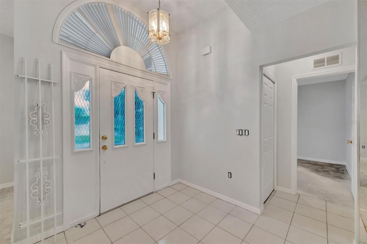 6864 Corral Court, Sarasota, FL 34243 Photo