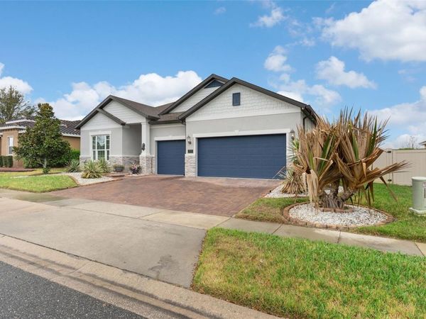 203 MESSINA PLACE, HOWEY IN THE HILLS, FL 34737
