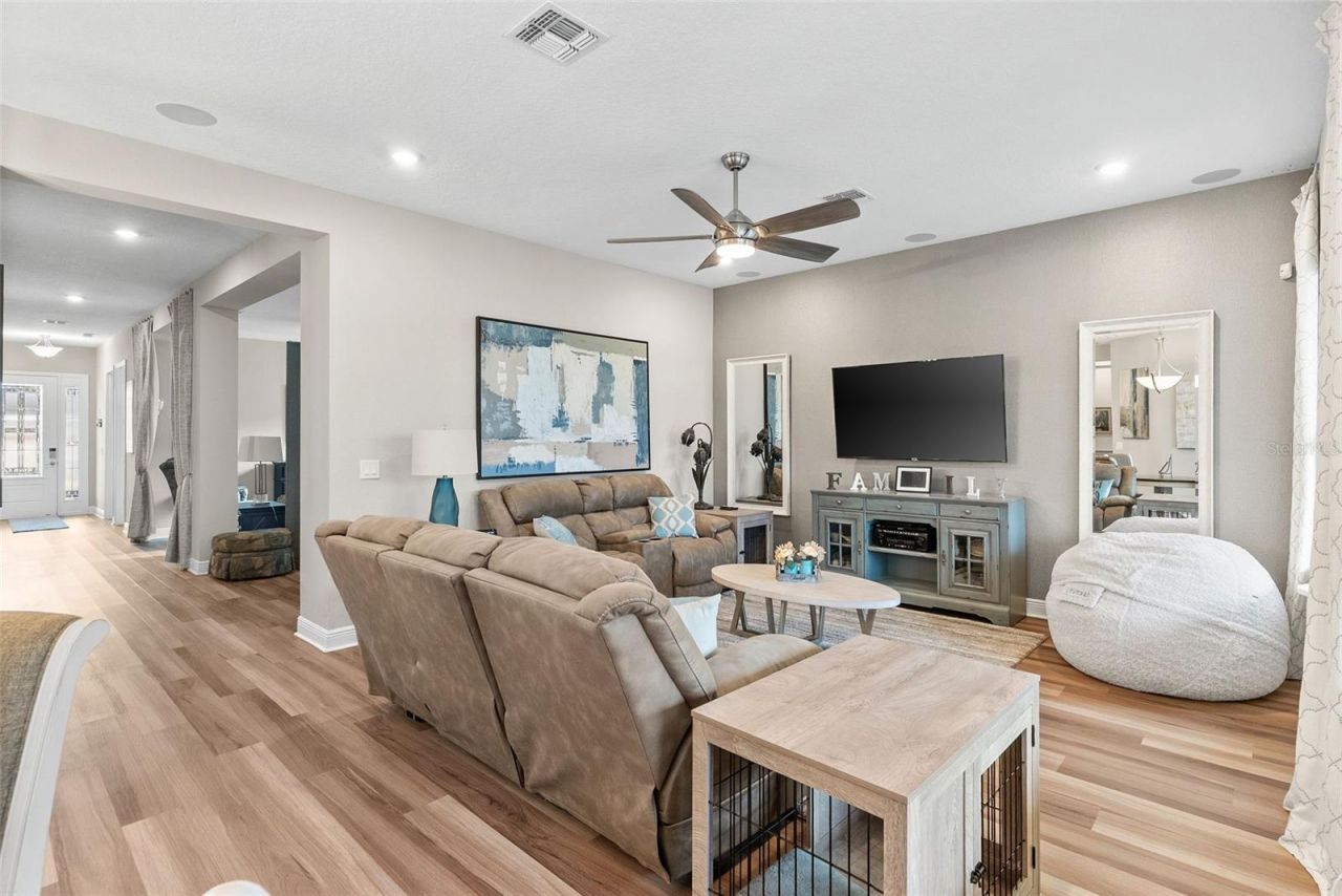 203 Messina Place, Howey in the Hills, FL 34737 Photo