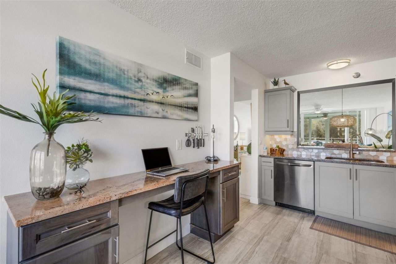 4460 Fairways Boulevard, Unit 105, Bradenton, FL 34209 Photo