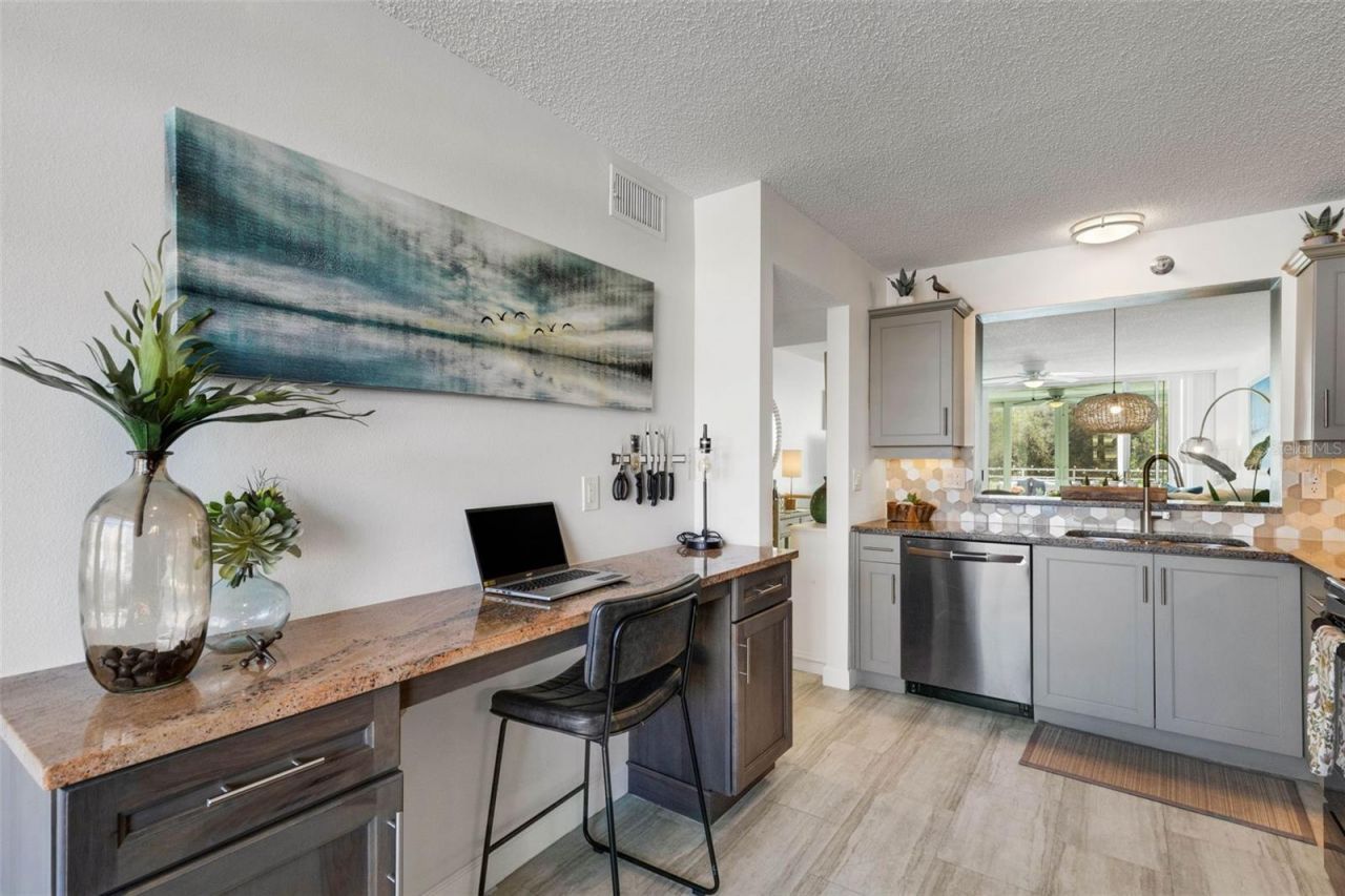 4460 Fairways Boulevard, Unit 105, Bradenton, FL 34209 Photo