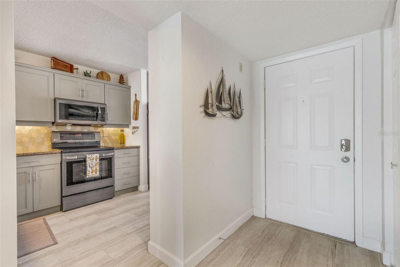 4460 Fairways Boulevard, Unit 105, Bradenton, FL 34209 Photo