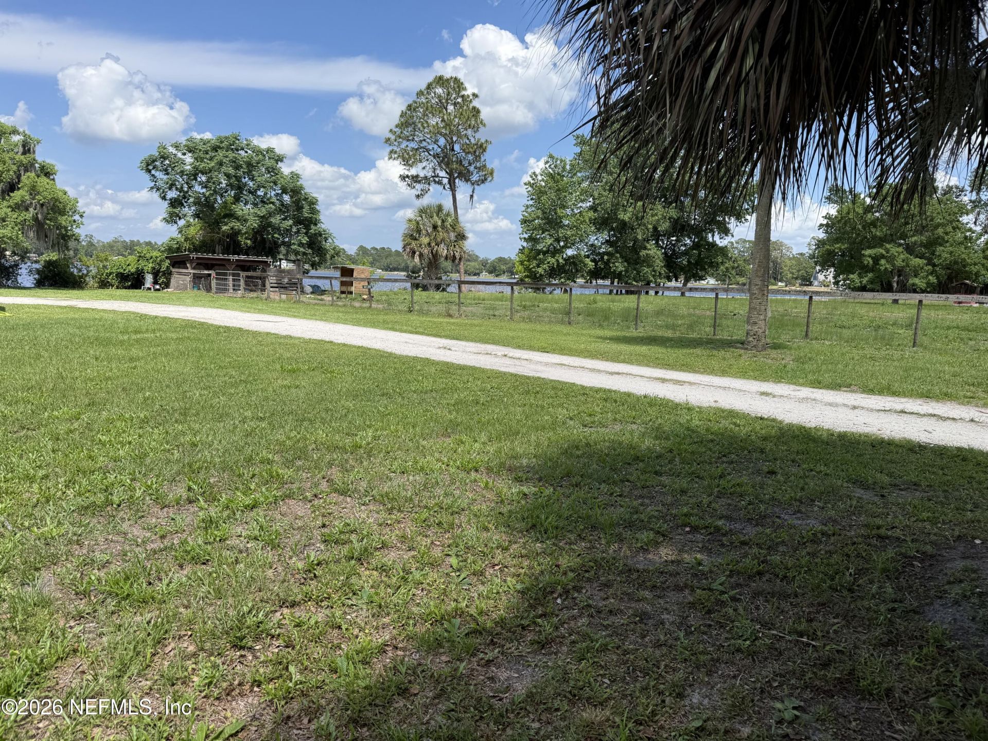 986 State Road 20, Interlachen, FL 32148 Photo