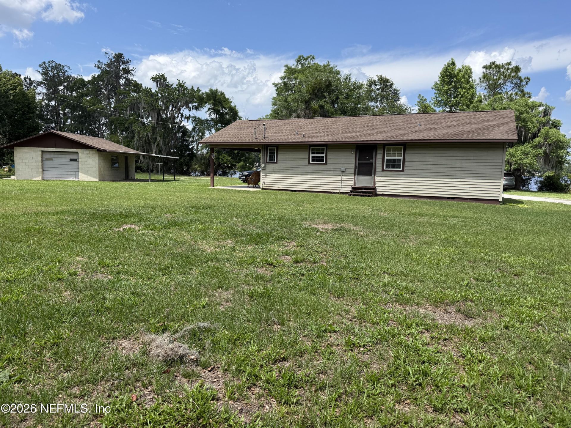 986 State Road 20, Interlachen, FL 32148 Photo