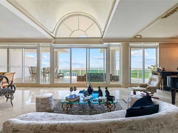 16500 Collins Ave , Unit PHE, Sunny Isles Beach, FL 33160