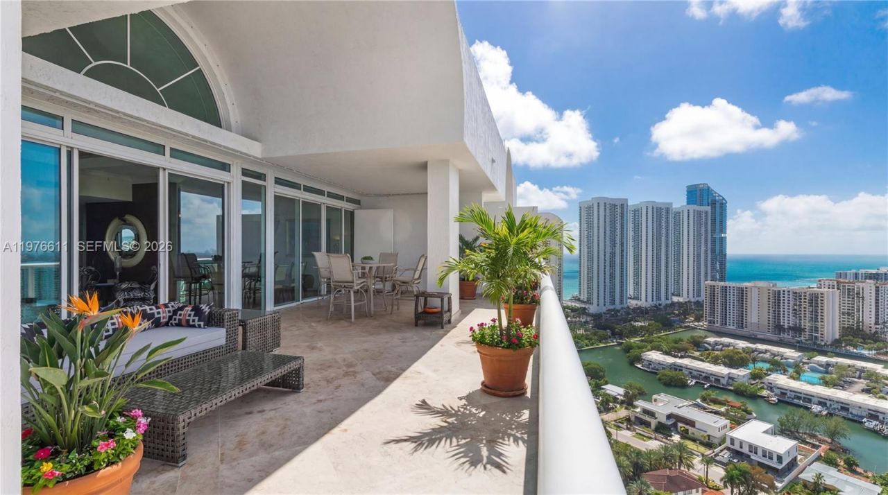 16500 Collins Ave , Unit PHE, Sunny Isles Beach, FL 33160 Photo