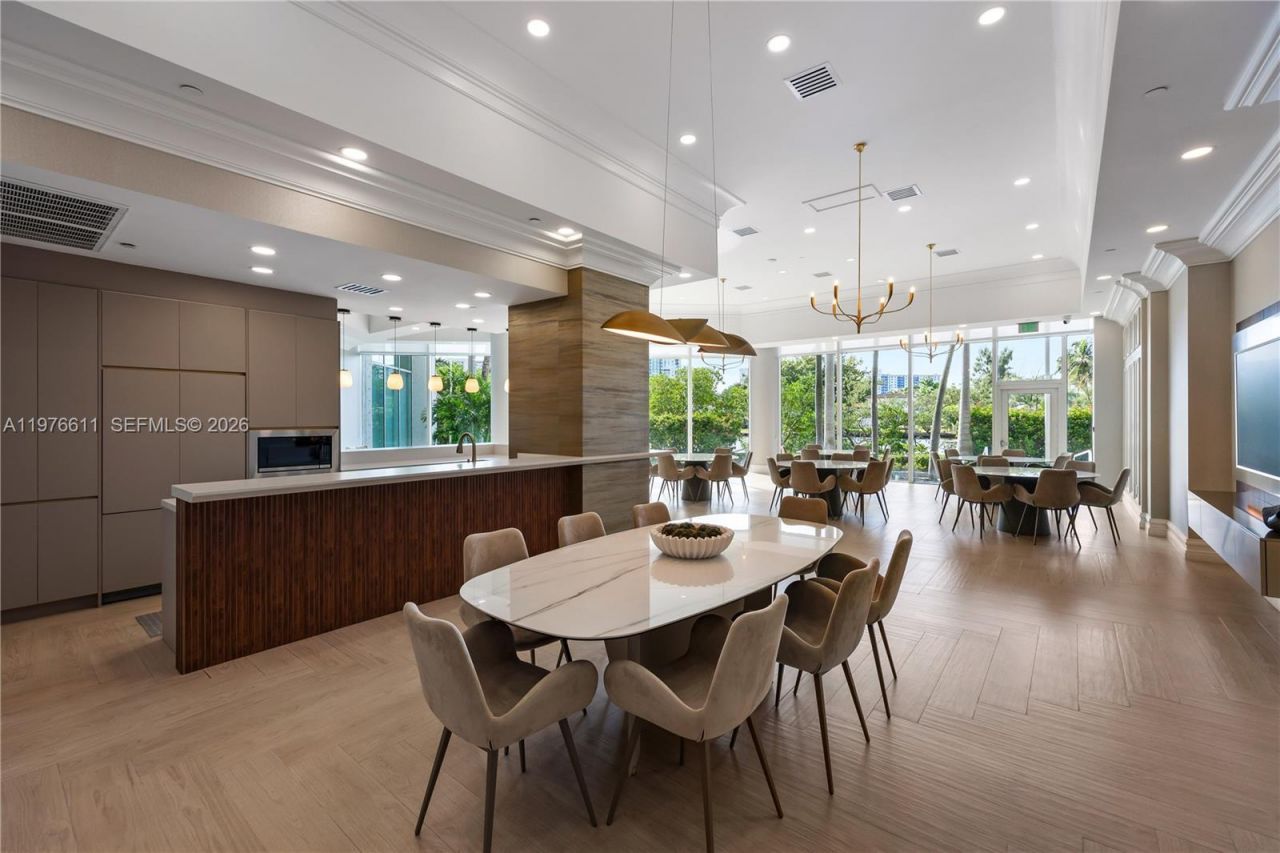 16500 Collins Ave , Unit PHE, Sunny Isles Beach, FL 33160 Photo