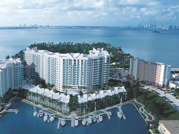 7900 Harbor Island Dr , Unit 523, North Bay Village, FL 33141