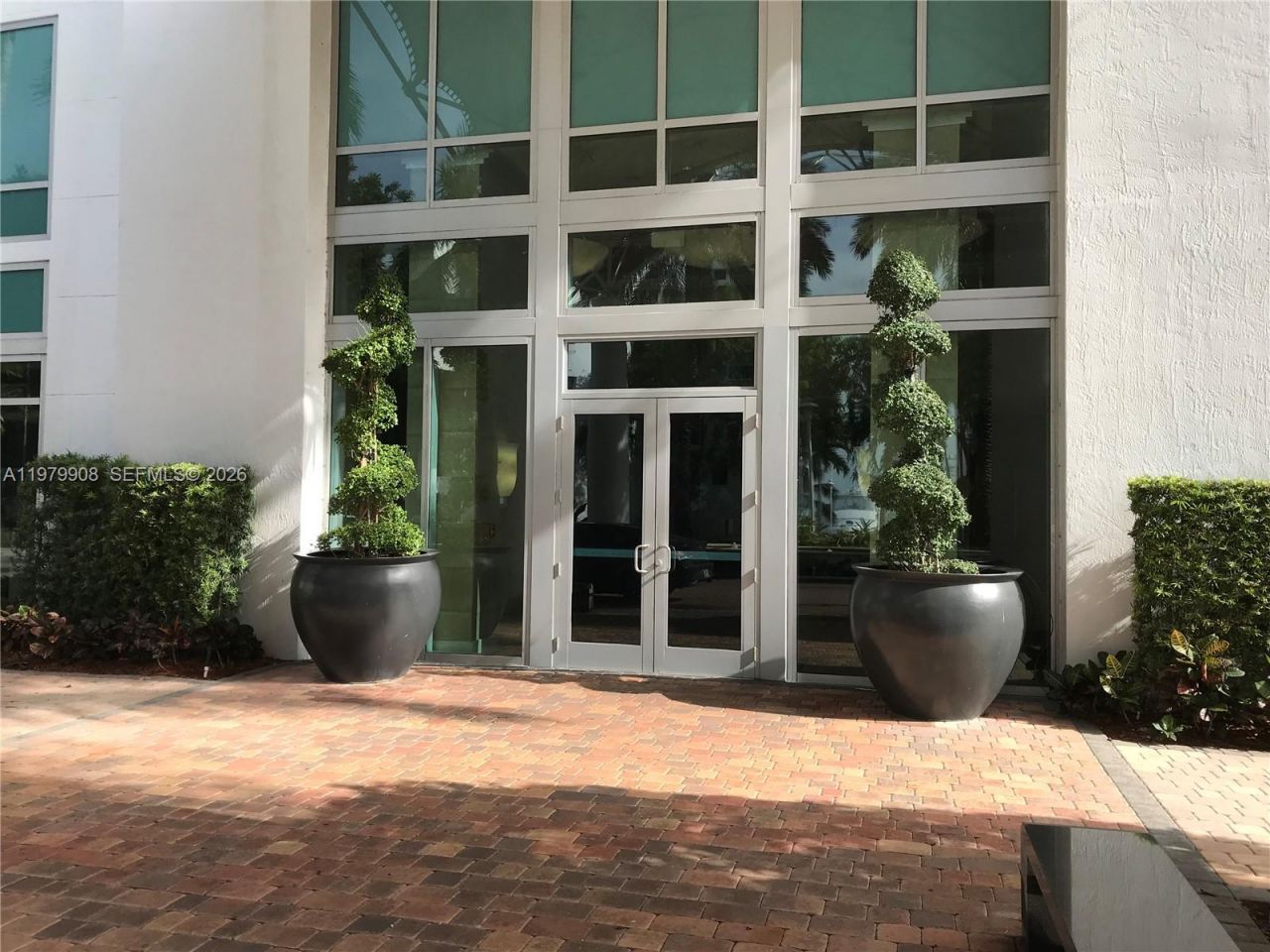 7900 Harbor Island Dr , Unit 523, North Bay Village, FL 33141 Photo