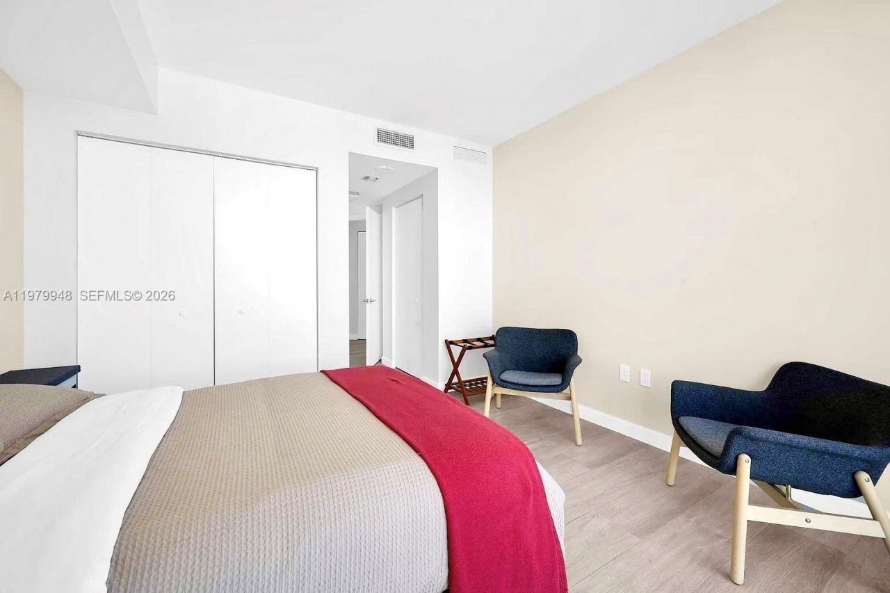55 SW 9th St, Unit 3306, Miami, FL 33130 Photo
