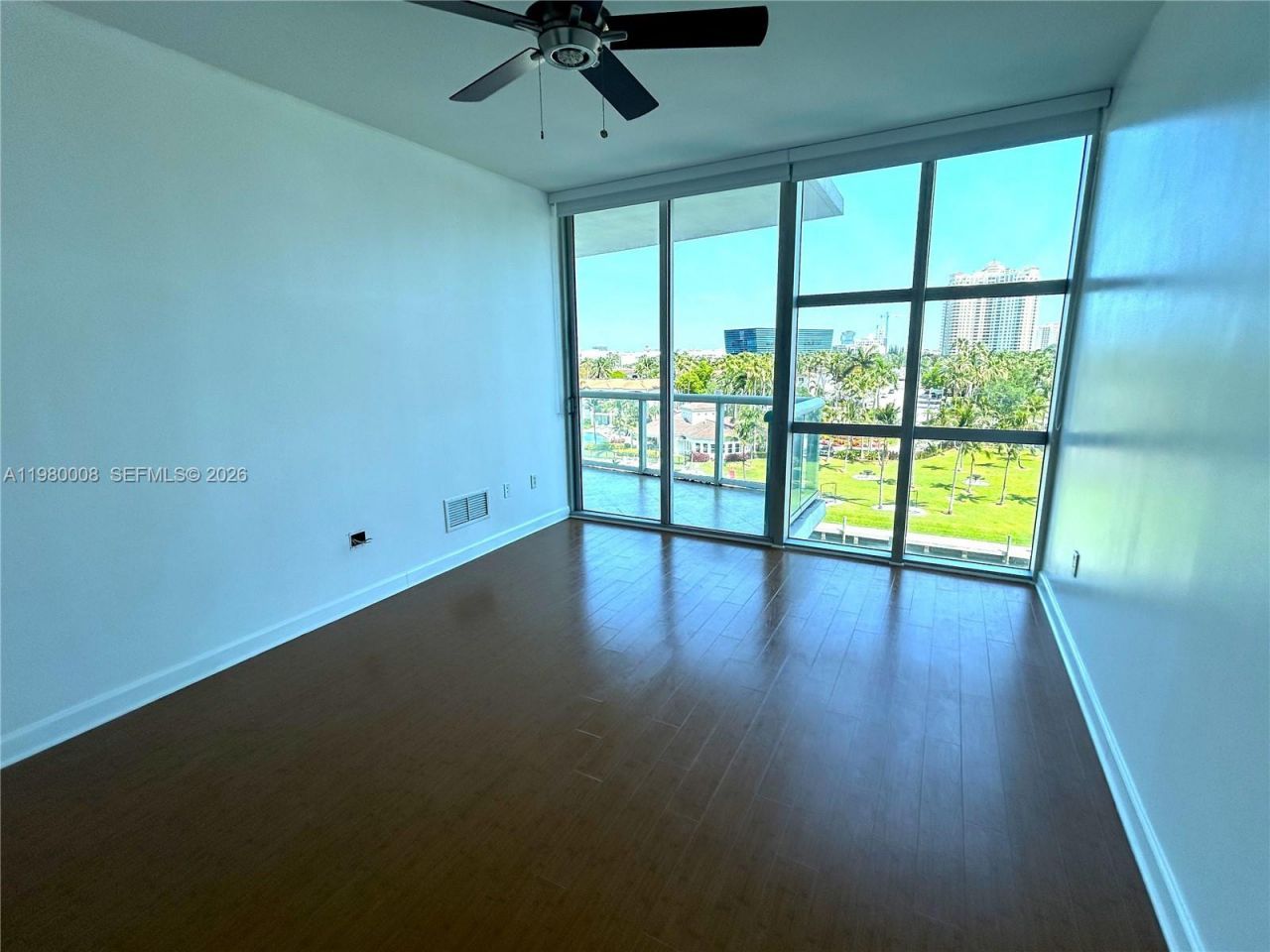 3131 NE 188 St , Unit 2-601, Aventura, FL 33180 Photo