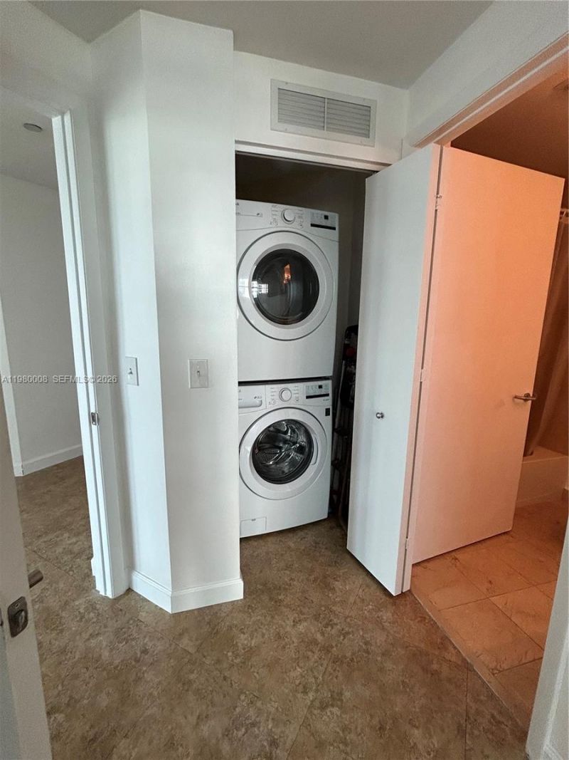 3131 NE 188 St , Unit 2-601, Aventura, FL 33180 Photo