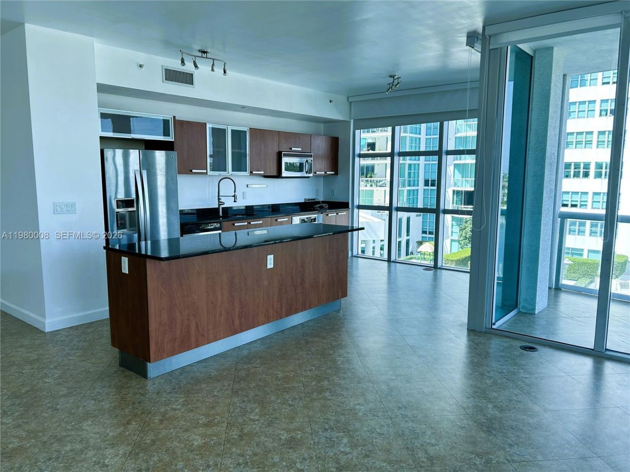 3131 NE 188 St , Unit 2-601, Aventura, FL 33180 Photo