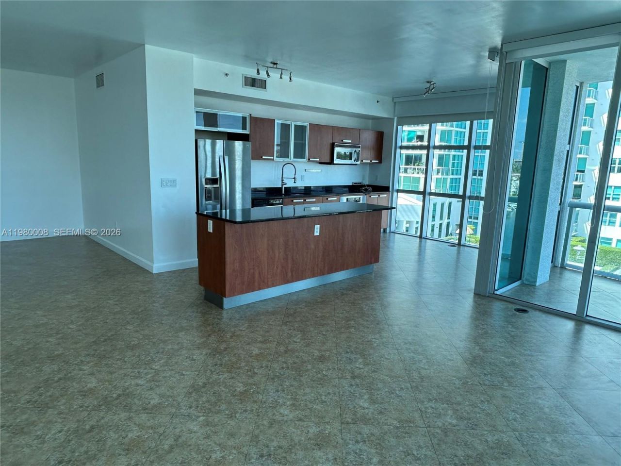 3131 NE 188 St , Unit 2-601, Aventura, FL 33180 Photo