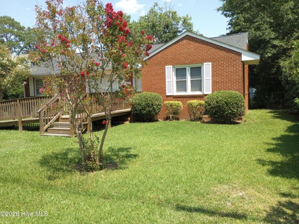 4083 N Pitt Street , Ayden, NC 28513