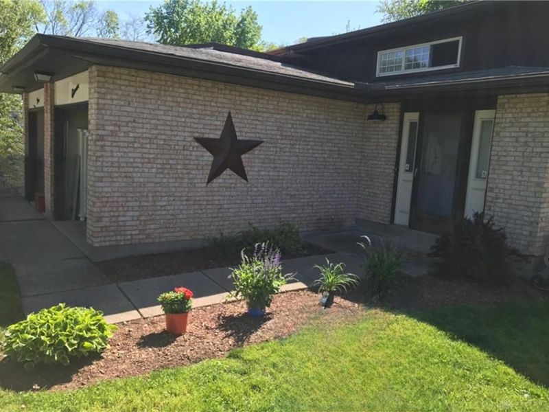 11 High Ridge Court, Franklin, OH 45005 Photo 1