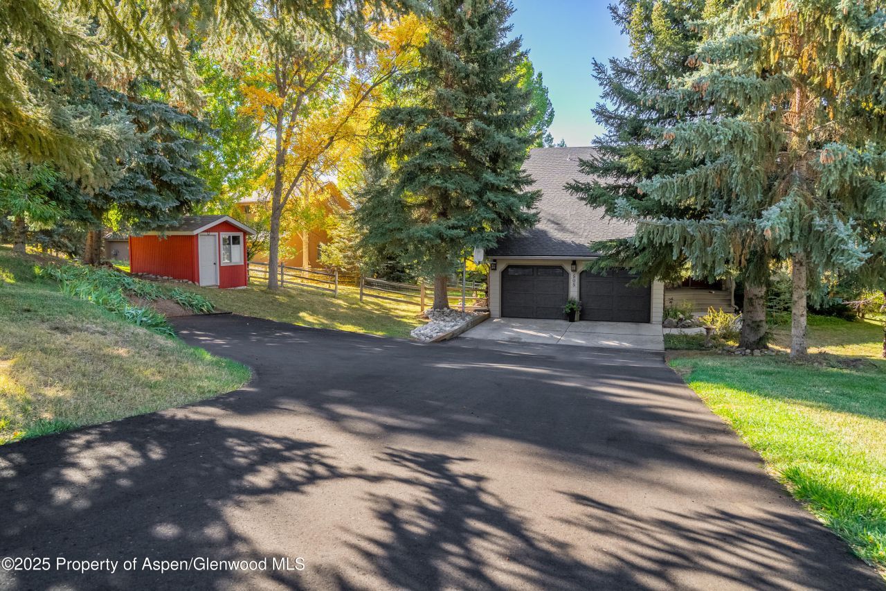 505 W Princeton Circle, Glenwood Springs, CO 81601 Main Photo